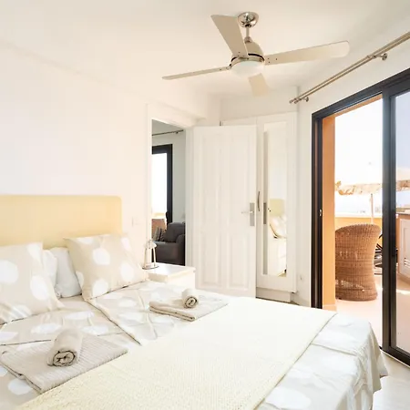 Apartment Exklusives Attic Mit Atemberaubendem Meerblick By Interhome Playa de las Americas (Tenerife)