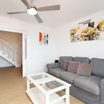 Exklusives Attic Mit Atemberaubendem Meerblick By Interhome פלאייה דה לאס אמריקס